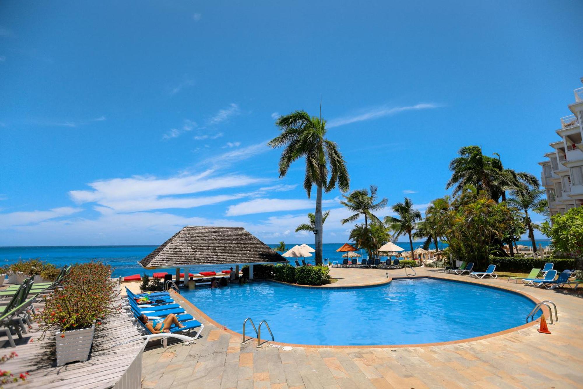 Grand Decameron Montego Beach, A Trademark All-Inclusive Resort Montego Bay Exterior foto