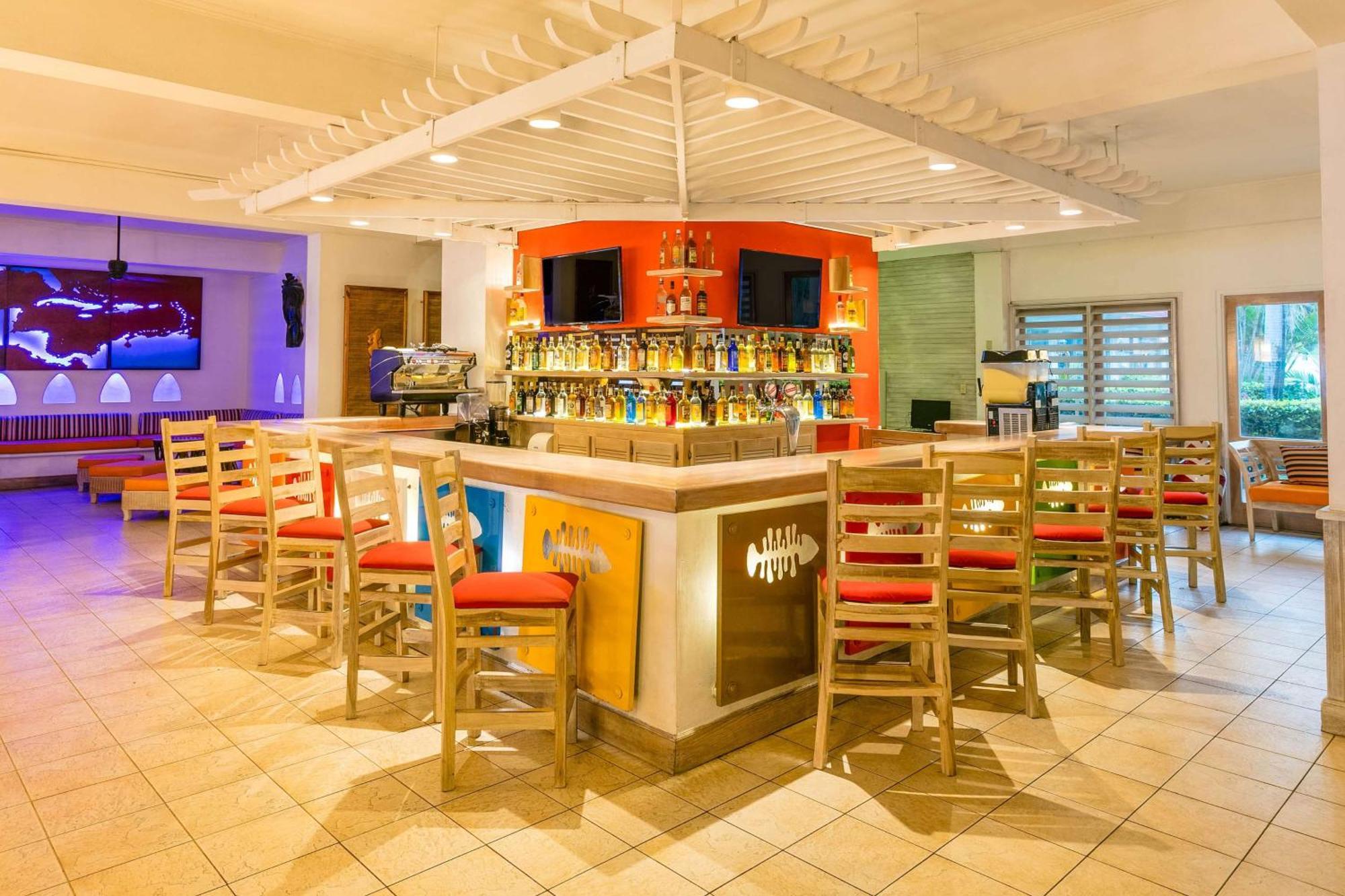 Grand Decameron Montego Beach, A Trademark All-Inclusive Resort Montego Bay Exterior foto
