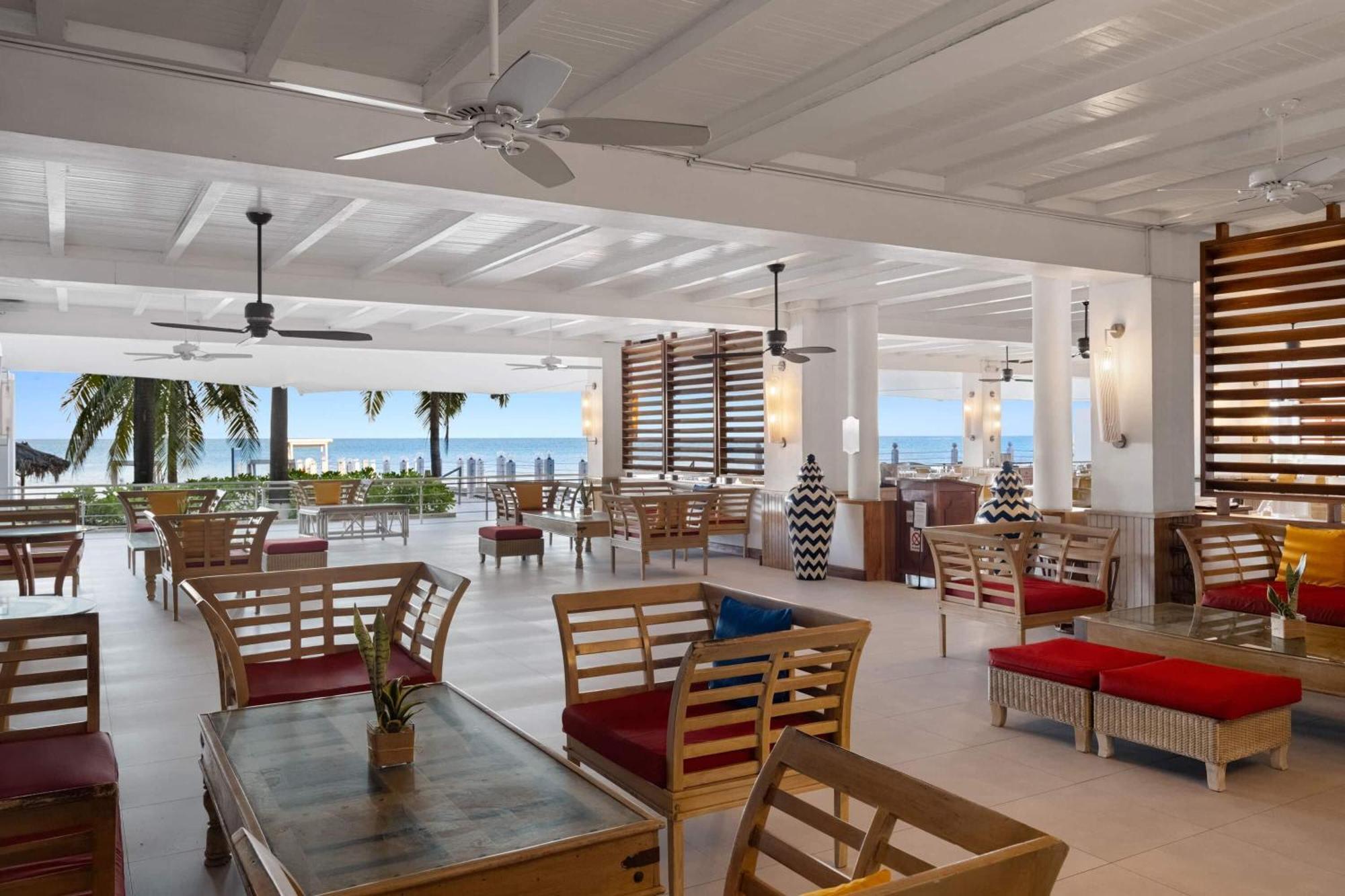 Grand Decameron Montego Beach, A Trademark All-Inclusive Resort Montego Bay Exterior foto