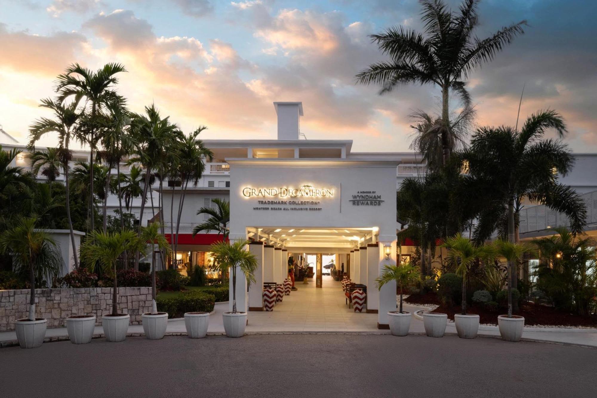 Grand Decameron Montego Beach, A Trademark All-Inclusive Resort Montego Bay Exterior foto