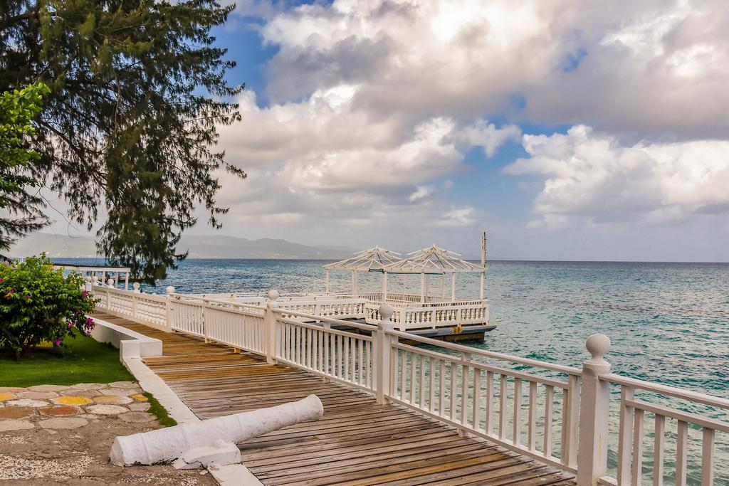 Grand Decameron Montego Beach, A Trademark All-Inclusive Resort Montego Bay Exterior foto
